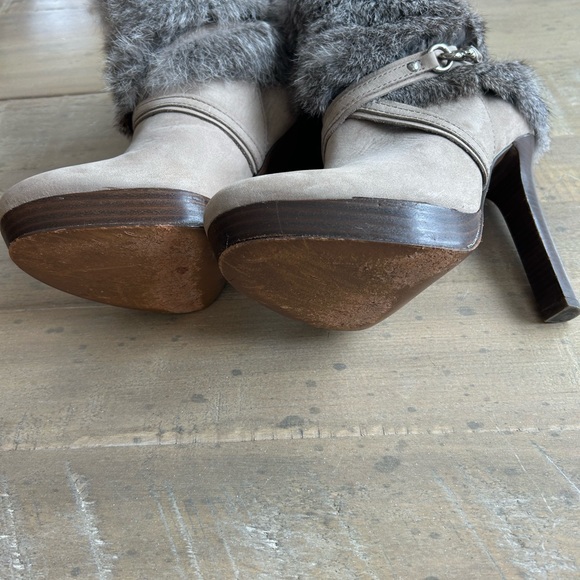 Coach suede and rabbit fur platform heeled boots, size 6 - Picture 5 of 6